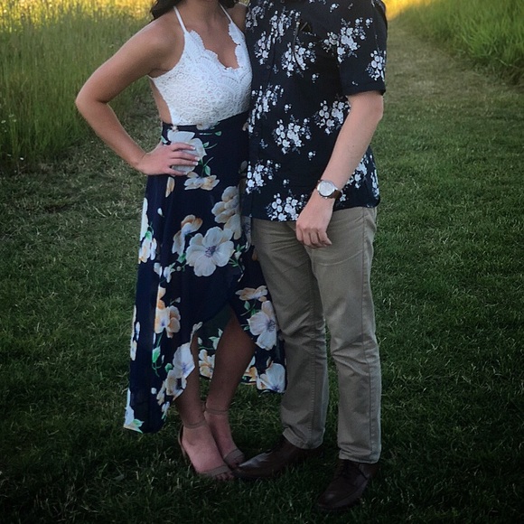 Dress - Picture 3 of 3